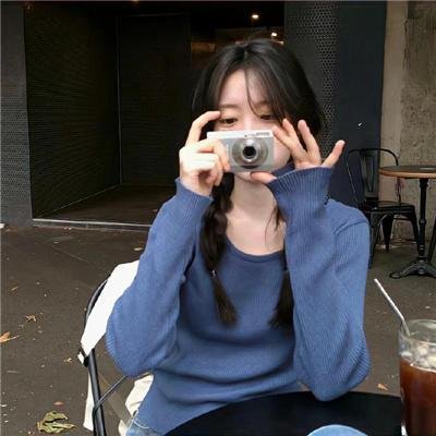 湖畔的女人们